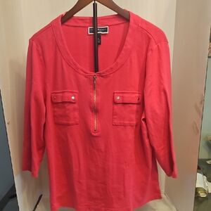 Karen Scott 3 Quarter Length Scoop Neck   Pink Top with Silver  Zipper